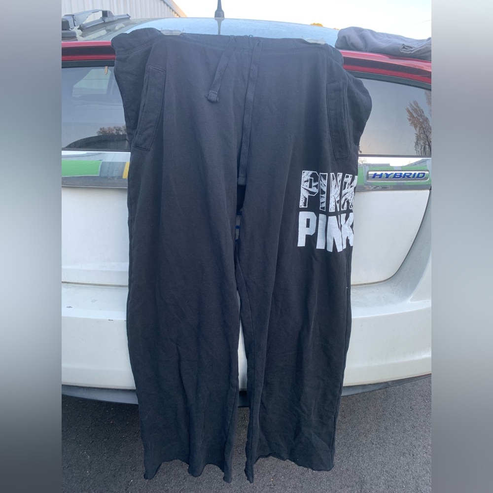 VS pink sweatpants